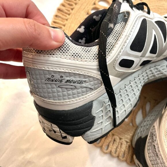 New Balance Run Disney 860v5 2015 Minnie Mouse Women’s Size 10 Running Shoes - Picture 6 of 12